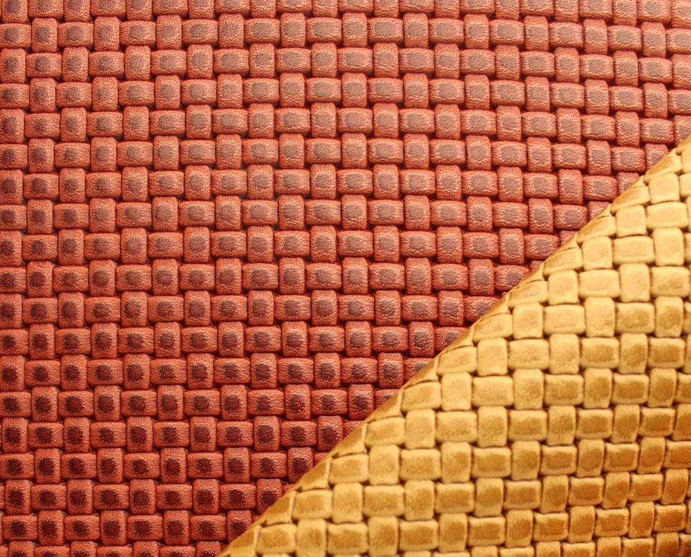 Townsend Leather's Expressions Cowhide Chain Link