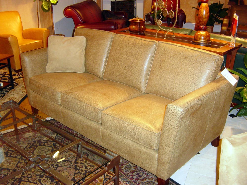 Townsend Leather's Expressions Cowhide Indian Chai Maze