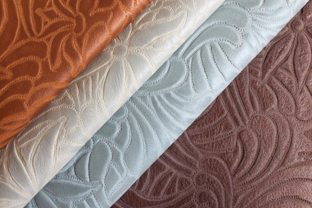 Townsend Leather's Impressions II Cowhide Poinsettia