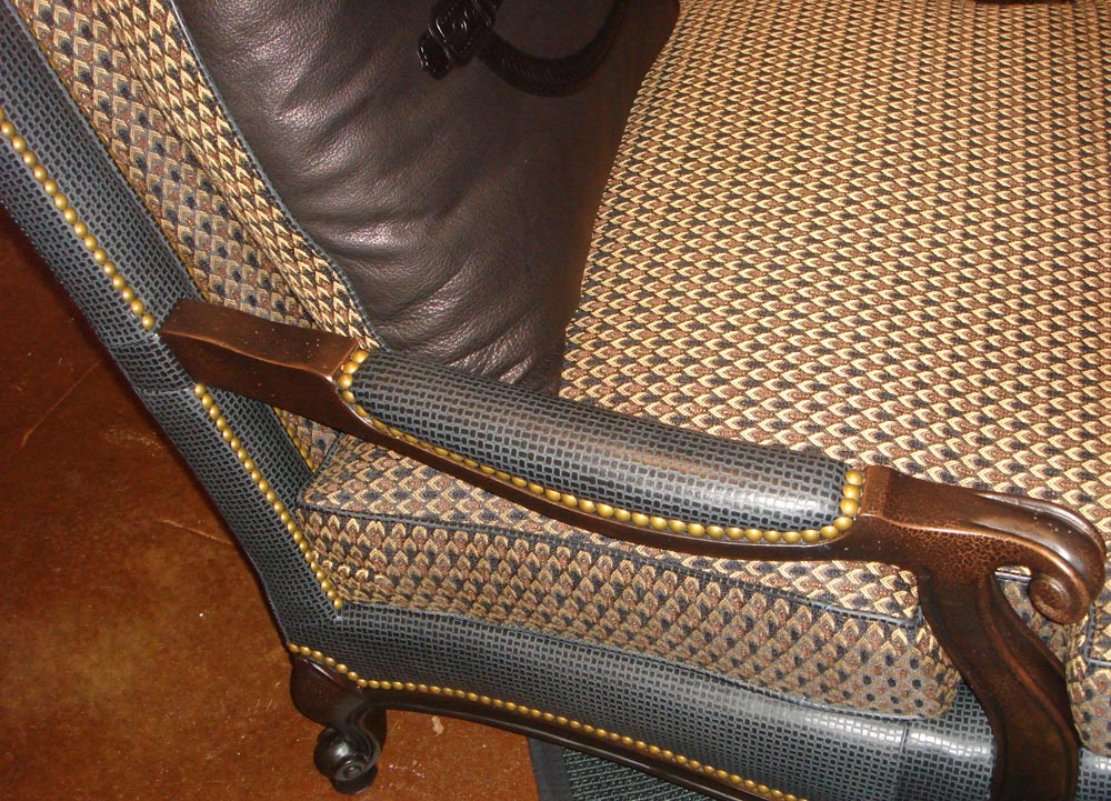 Townsend Leather's Aniline Gaufrage Geometric Cowhide Black Mini Cobble