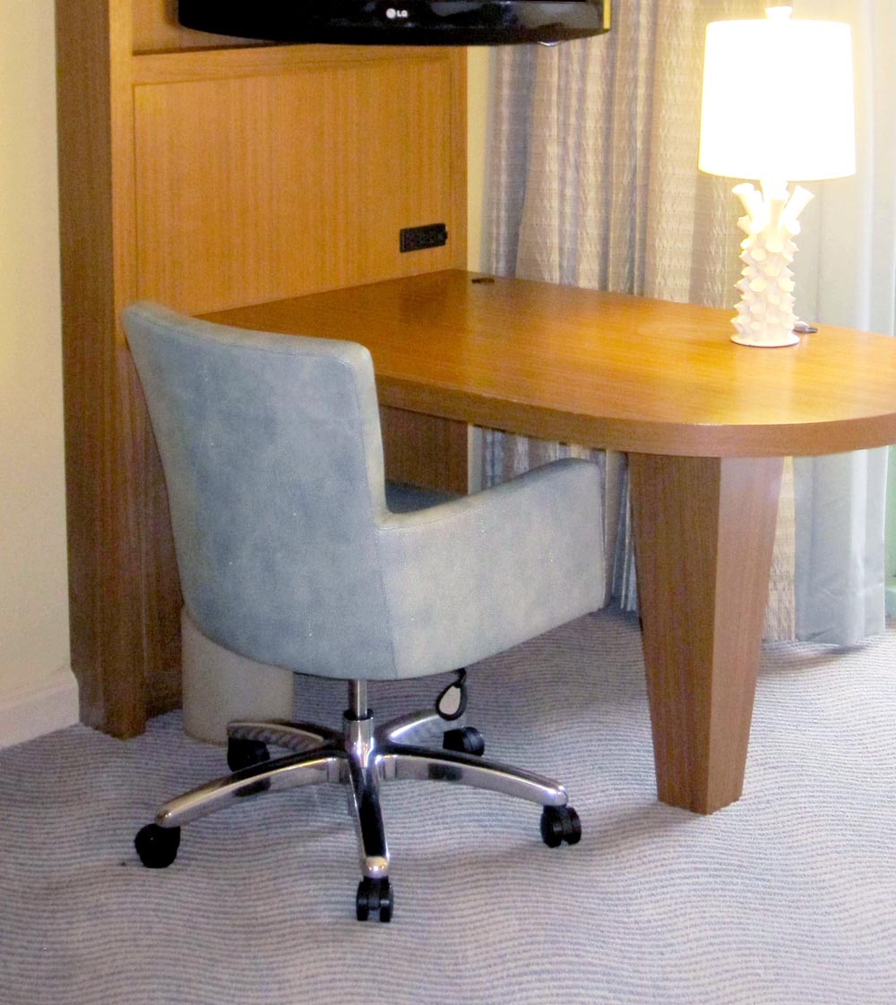 Townsend Leather's Fierce Fish Cowhide Aqua Sea Stingray