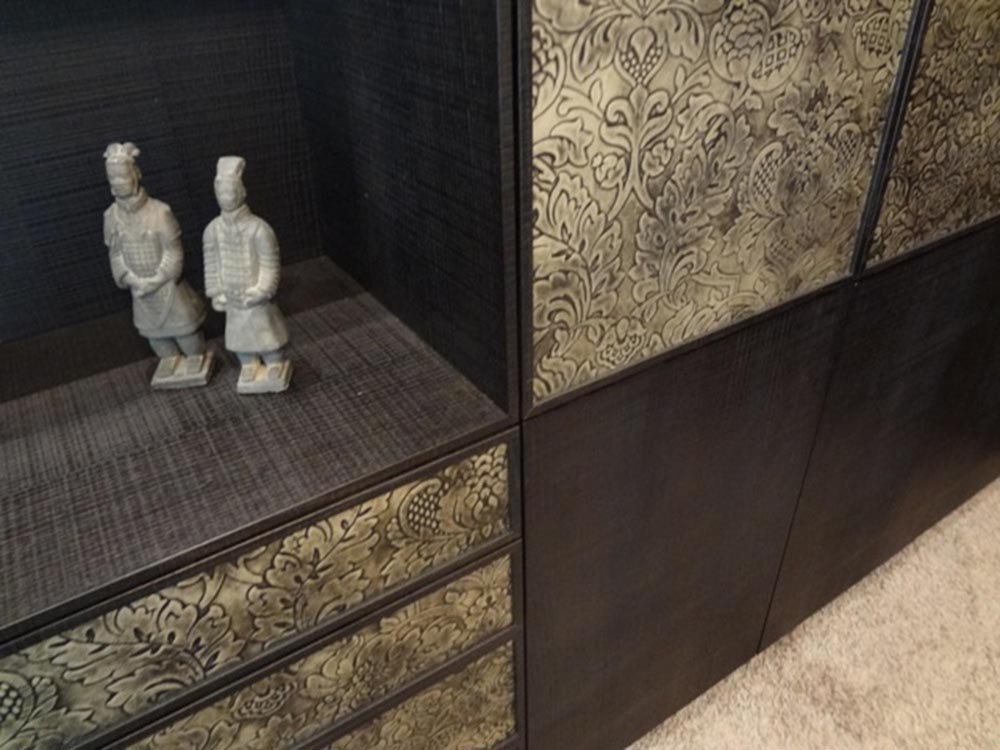 Townsend Leather's Razzle Dazzle Silver La Scala Damask