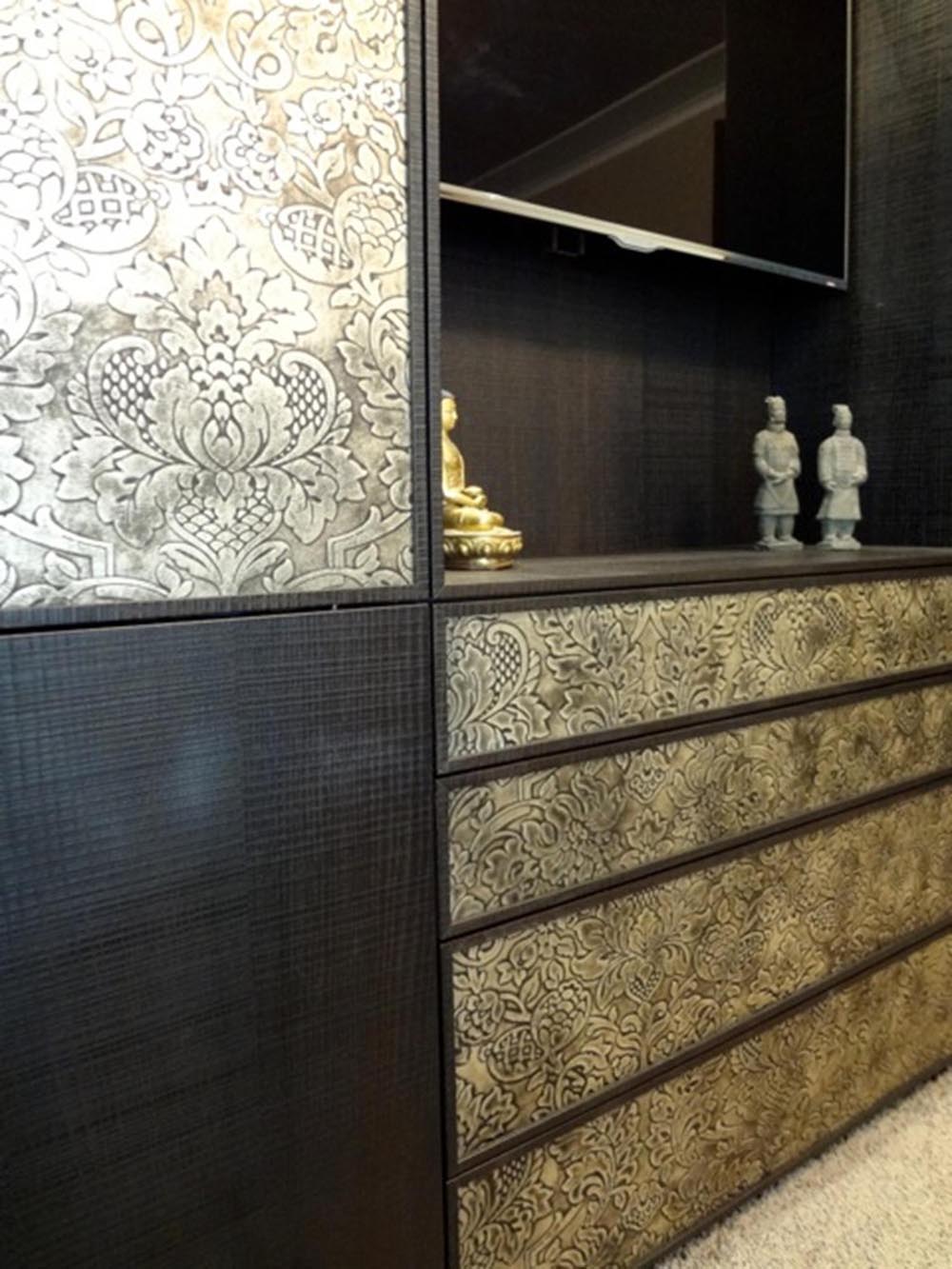 Townsend Leather's Razzle Dazzle Silver La Scala Damask