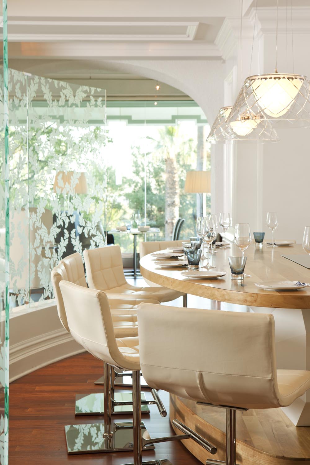 Townsend Leather's Classic Cowhide Warm White