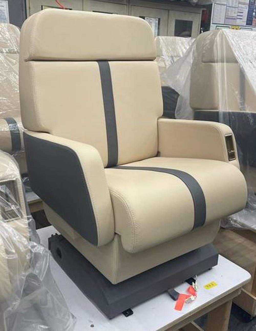 Townsend Leather's Classic Cowhide Million Dollar Highway & Scallop