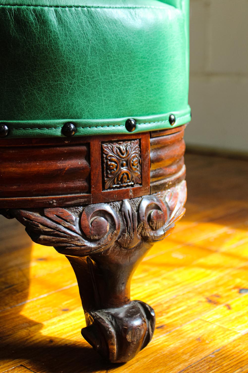 Townsend Leather's Manchester Cowhide Emerald City