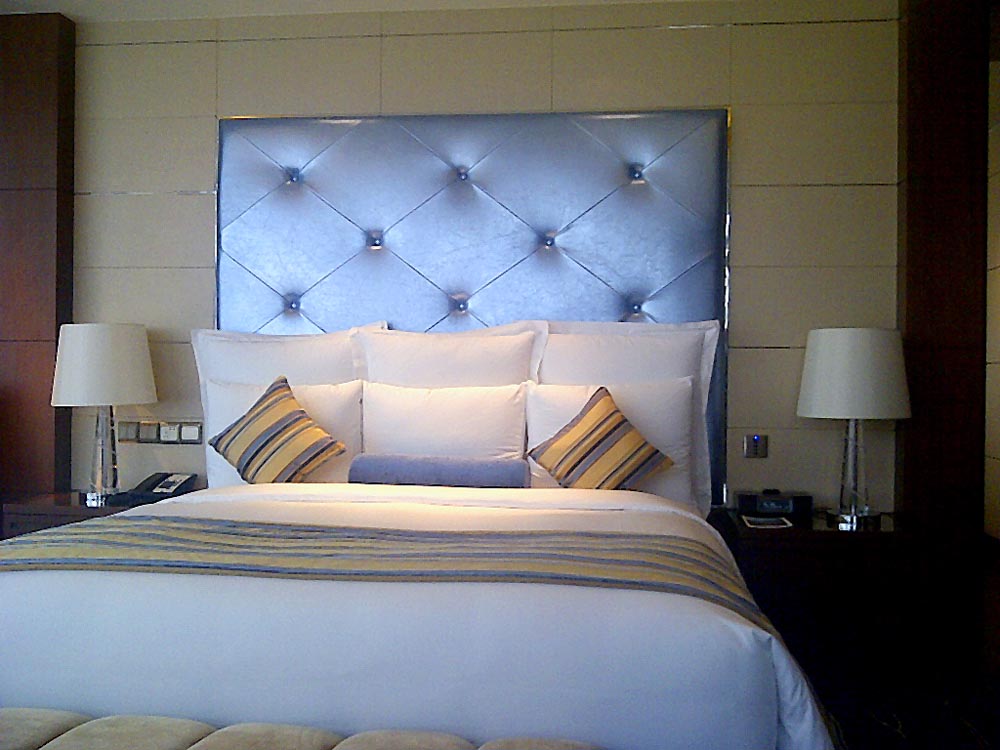 Townsend Leather's Taj In-Stock Cowhide Opal