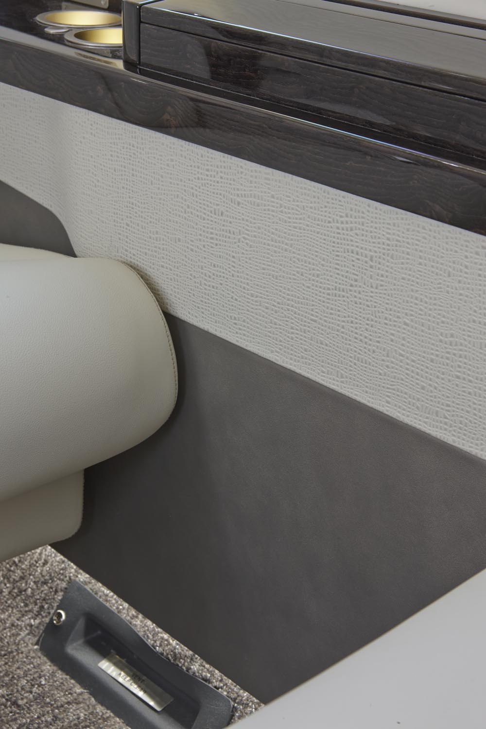 Stacy Garcia® Blue Label for Townsend Leather Kinetic Cowhide Electric White