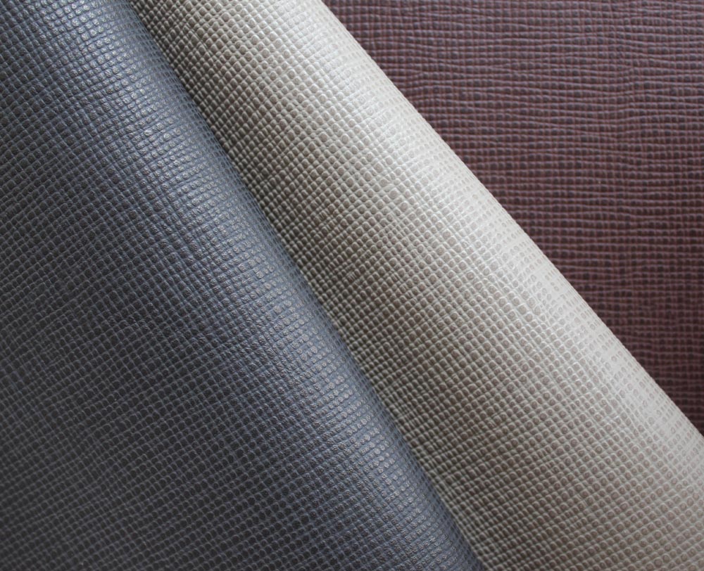 Captivating Crossroads Tipped Cowhide (CCRO-T)